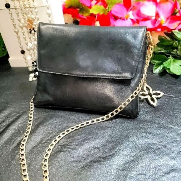 Bottega Veneta Leather Pouchette Bag Authentic with unbranded chain - Picture 3 of 12